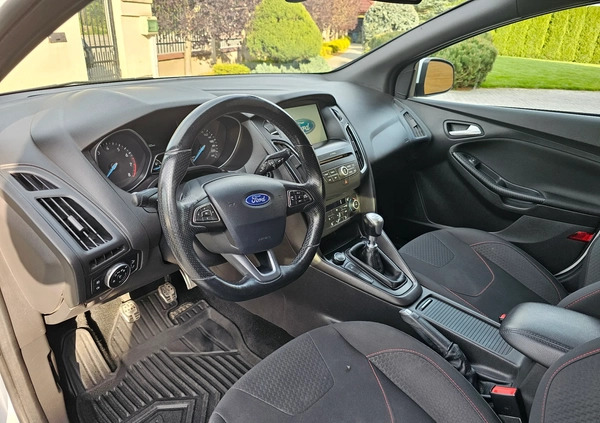 Ford Focus cena 39900 przebieg: 96000, rok produkcji 2016 z Łomża małe 191